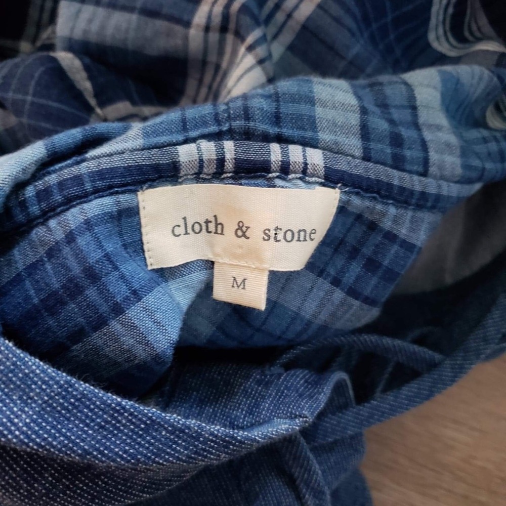 Cloth and Stone Hoodie - Picture 4 of 5